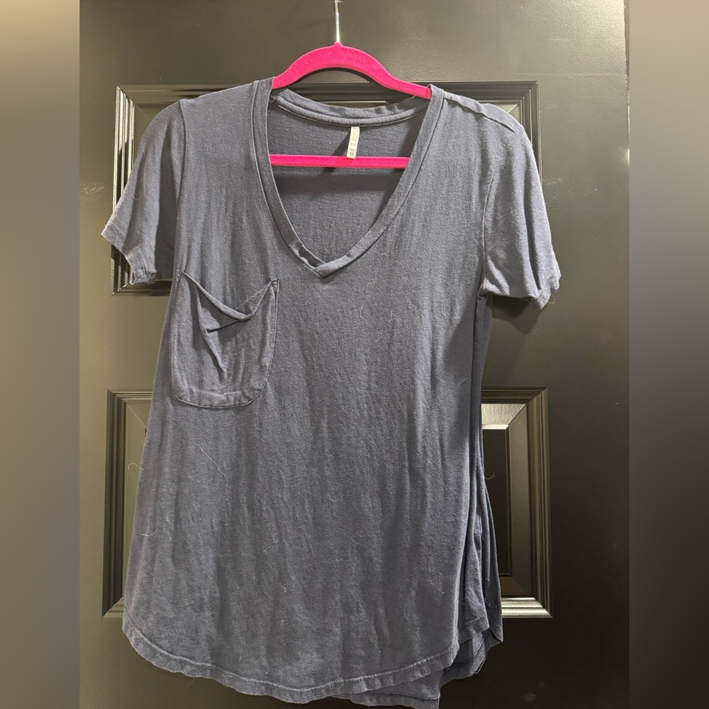 Z Supply Charcoal V-Neck Short Sleeve Tee